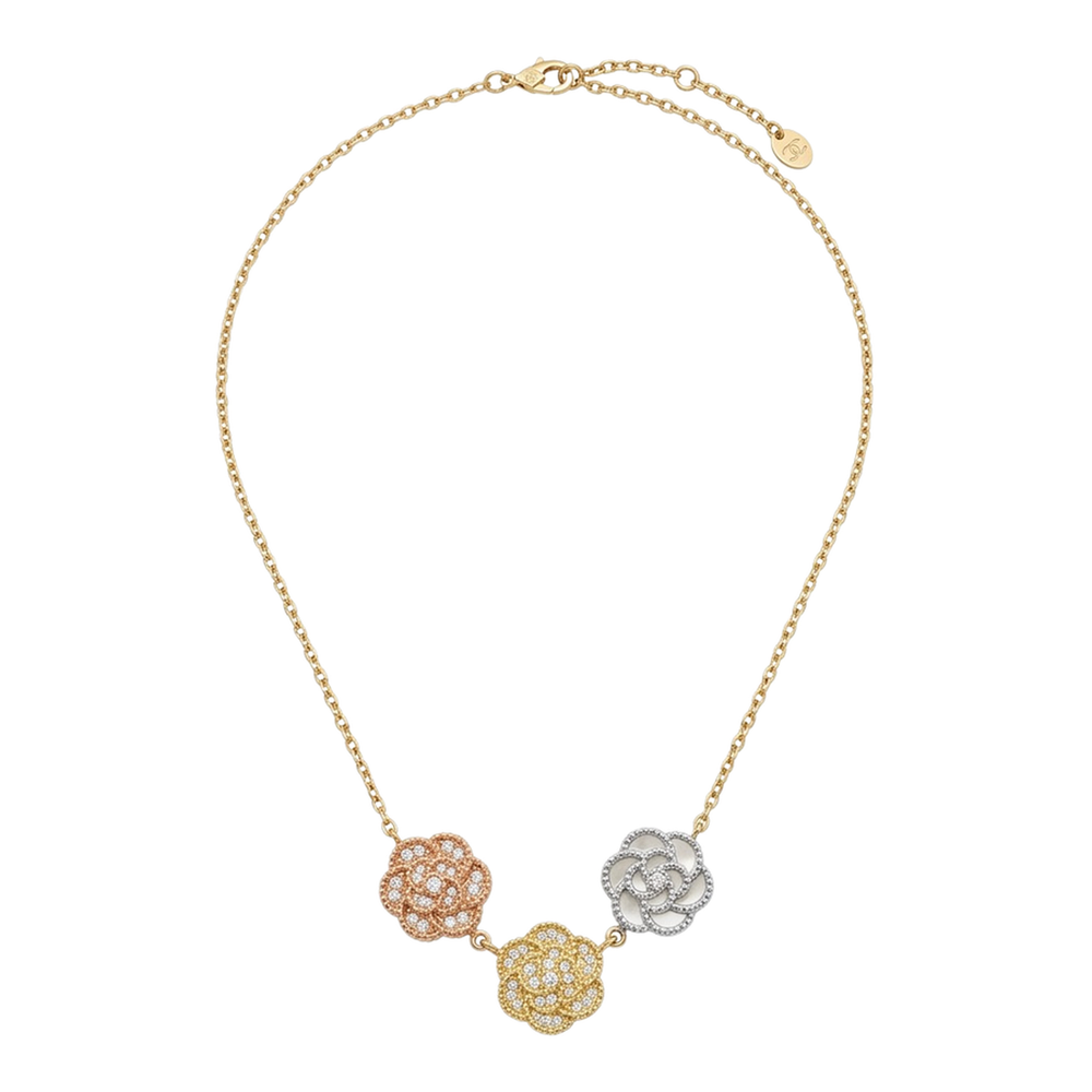 THREE ROSES NECKLACE