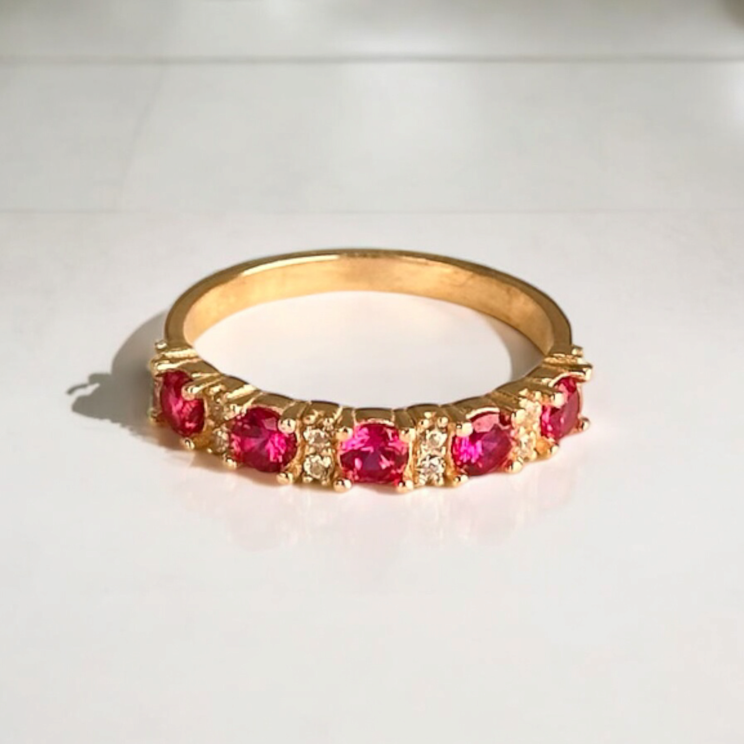 FUCSIA ZIRC RING