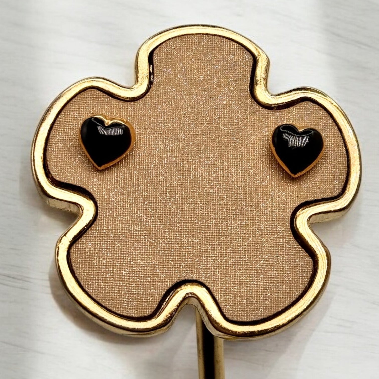 BLACK PUFF HEART EARRINGS