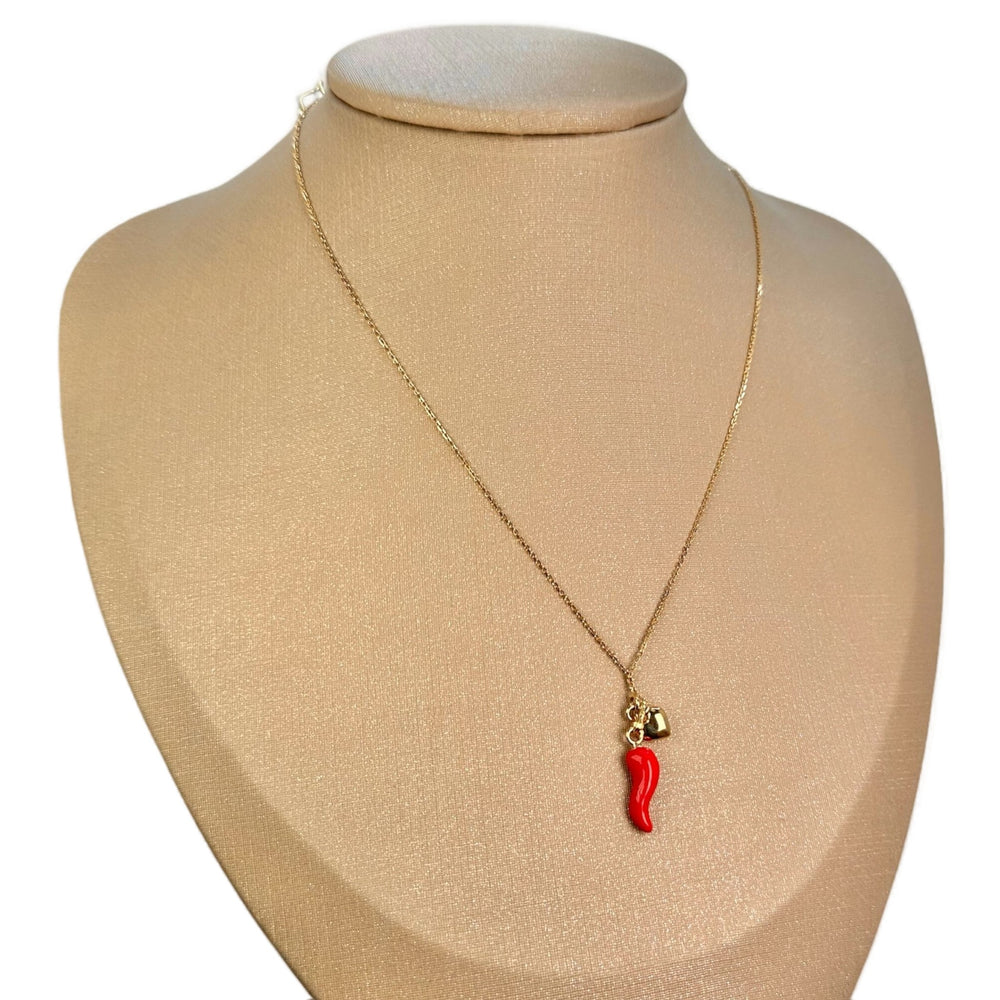 HORN AND HEART NECKLACE