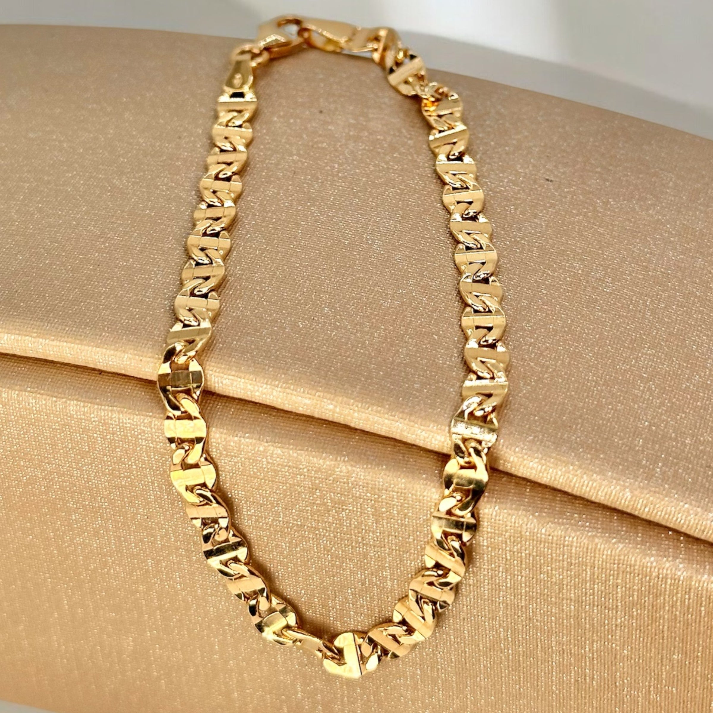 18K Gold Bracelet
