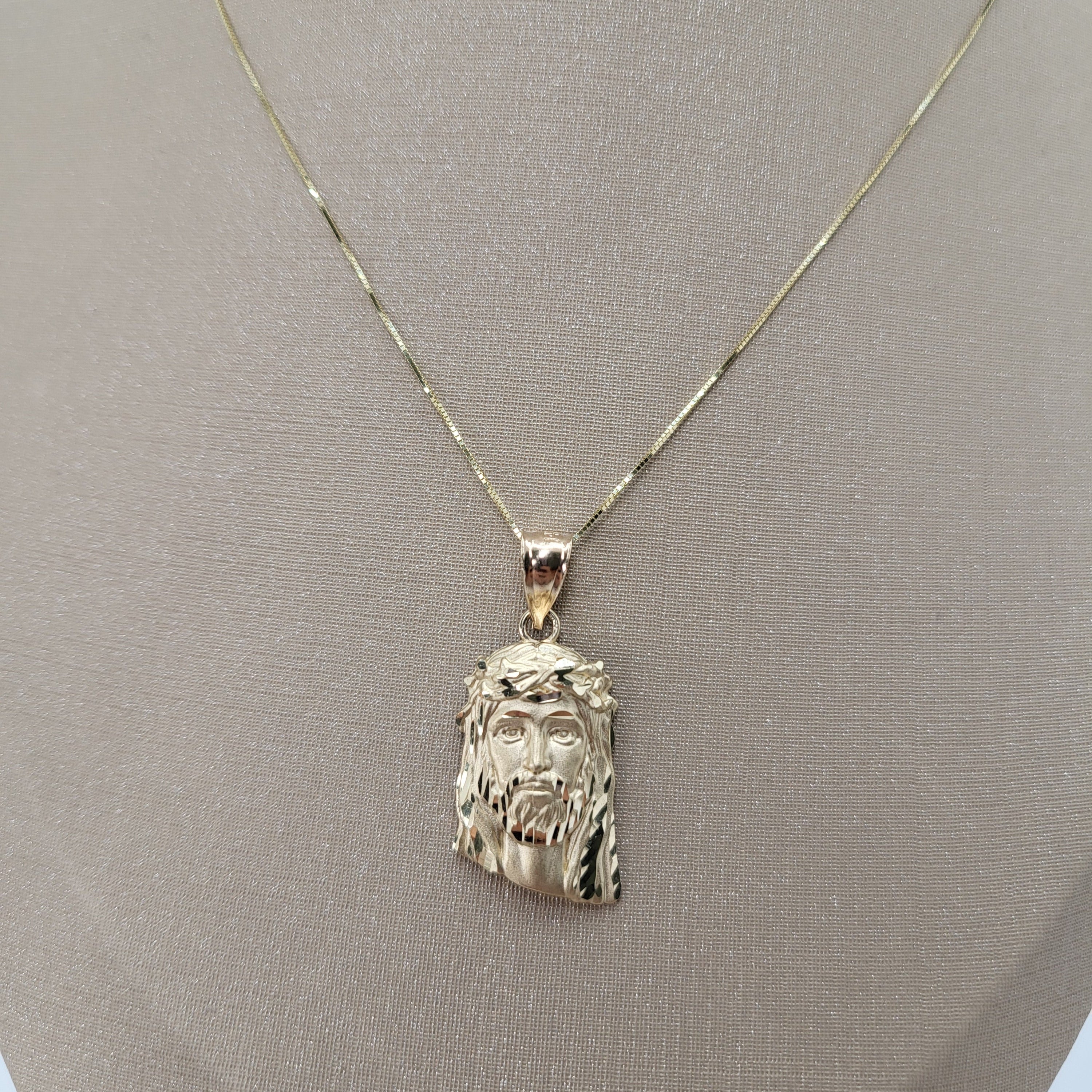 Face of Jesus Christ pendant