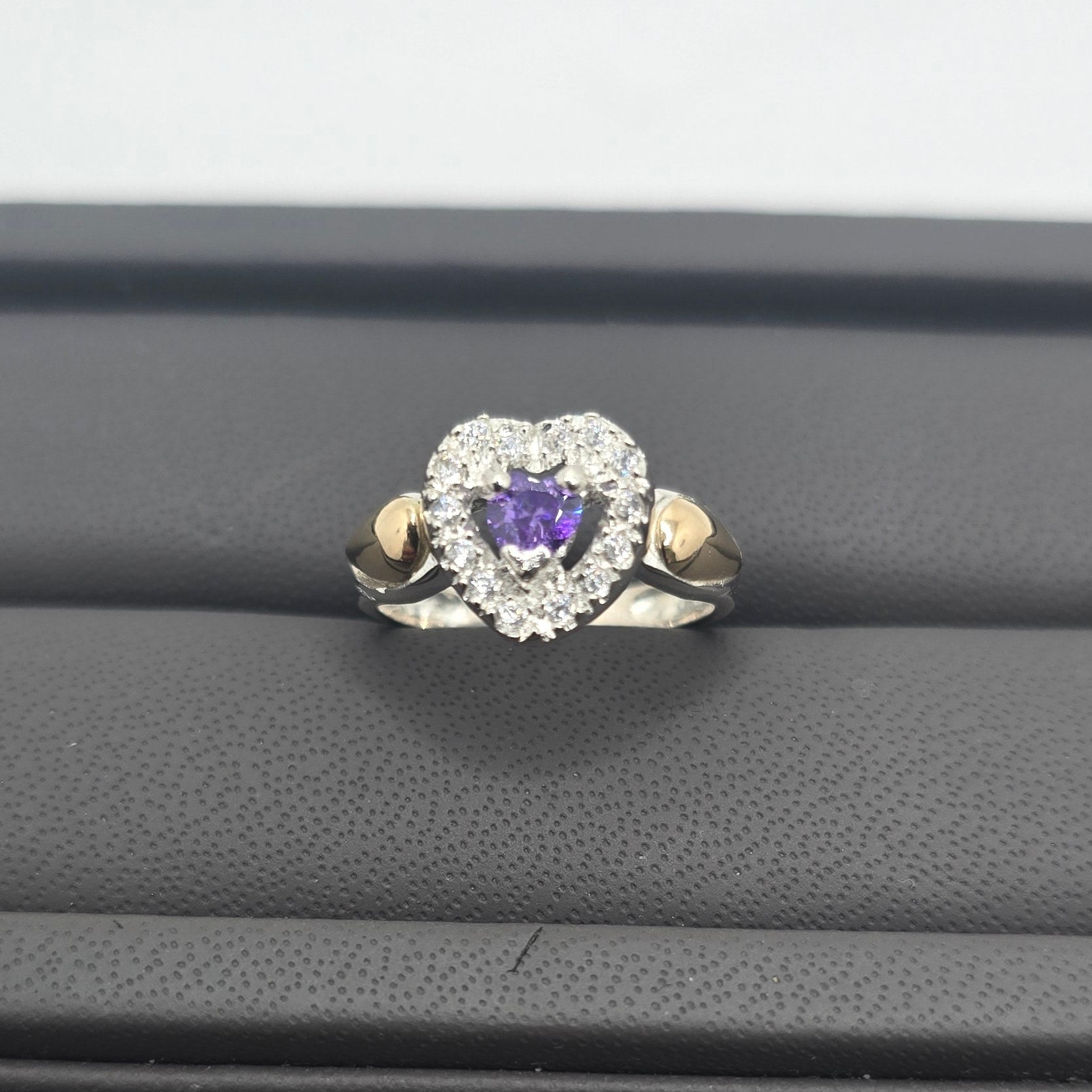 Romantic silver ring