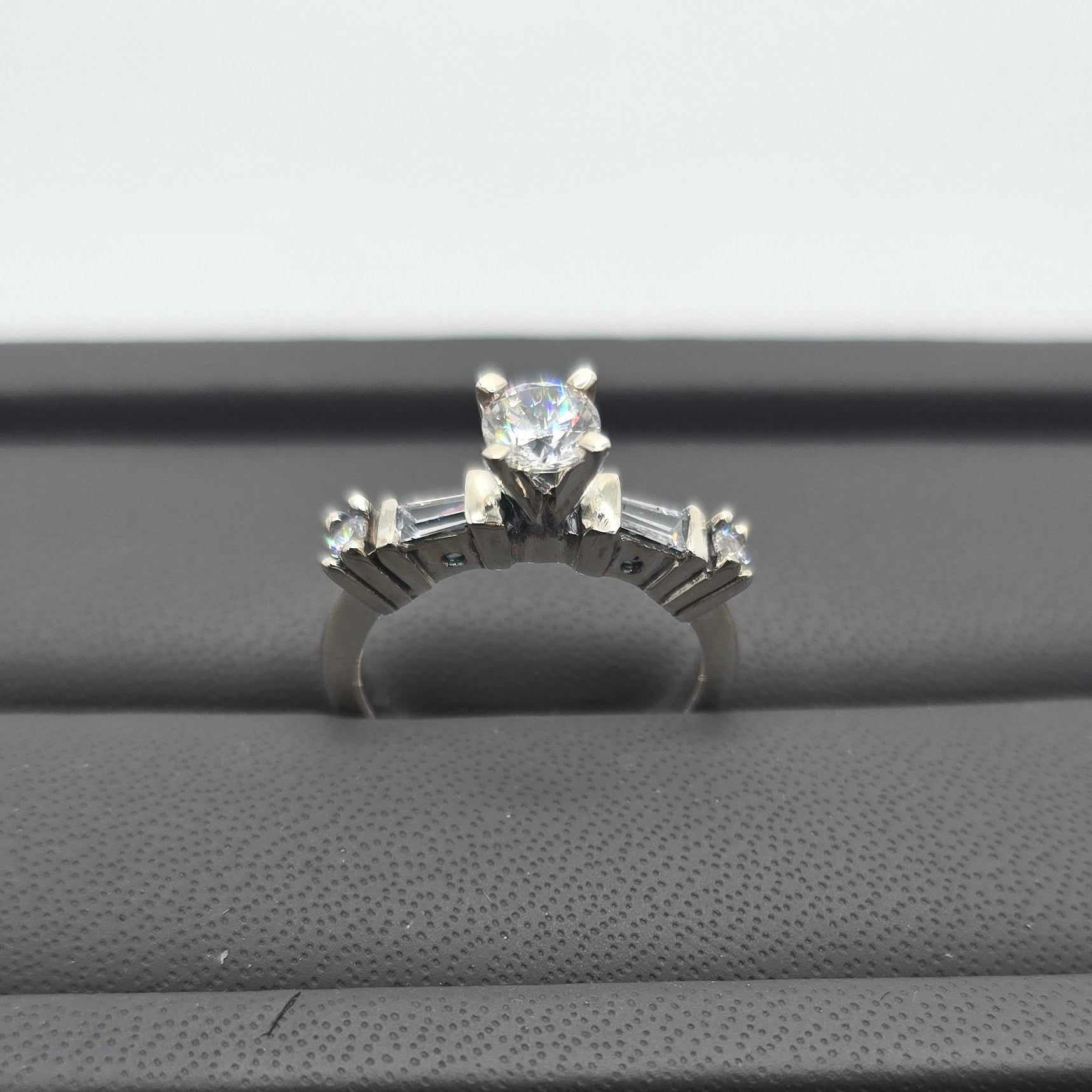 Silver Brilliant ring