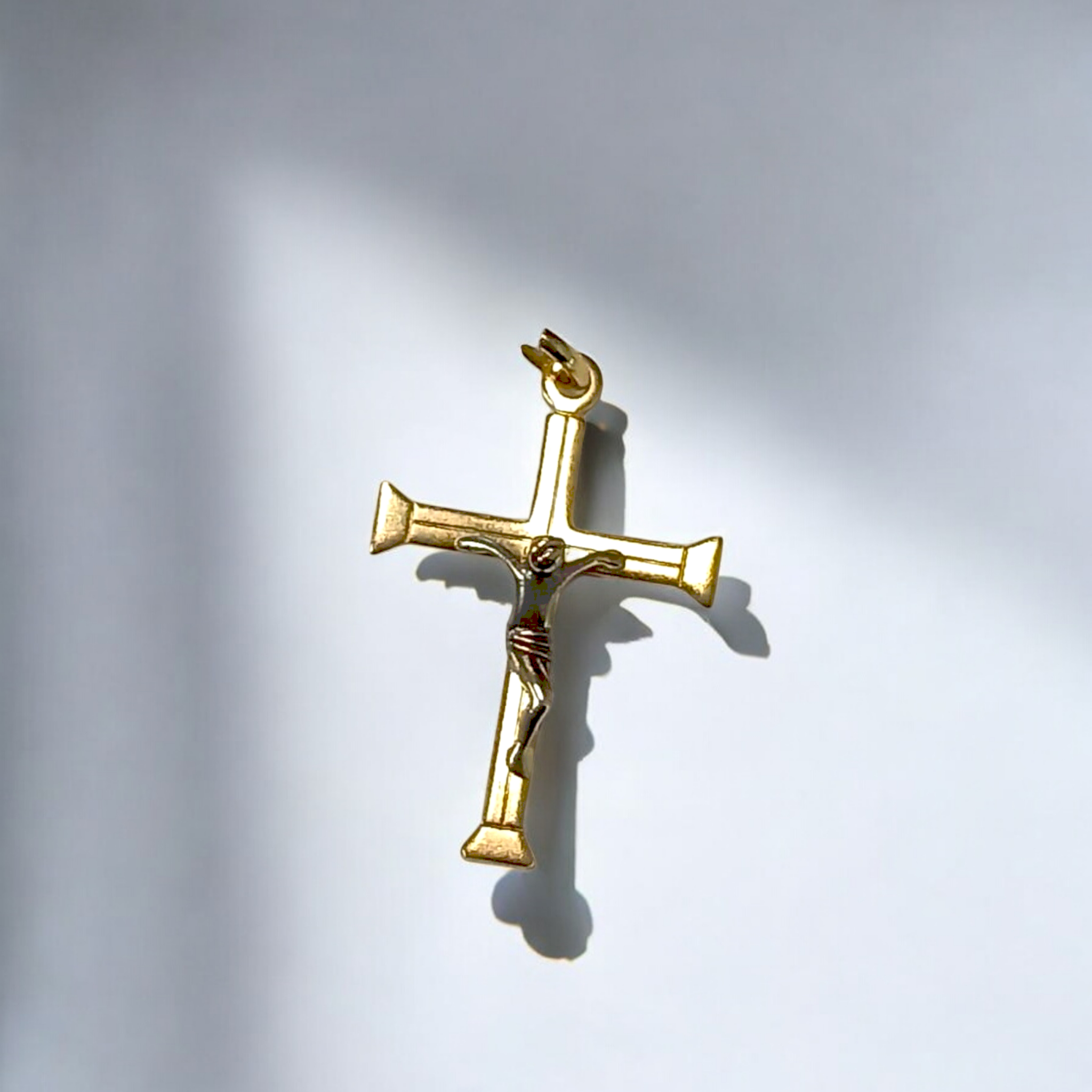 Crucifijo Colgante Cruz Sagrada