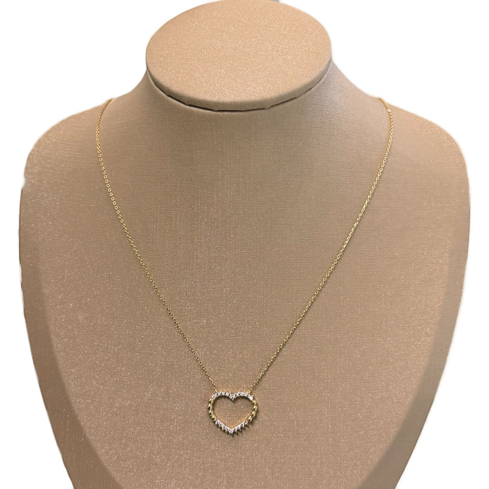 Collar con colgante de corazón 