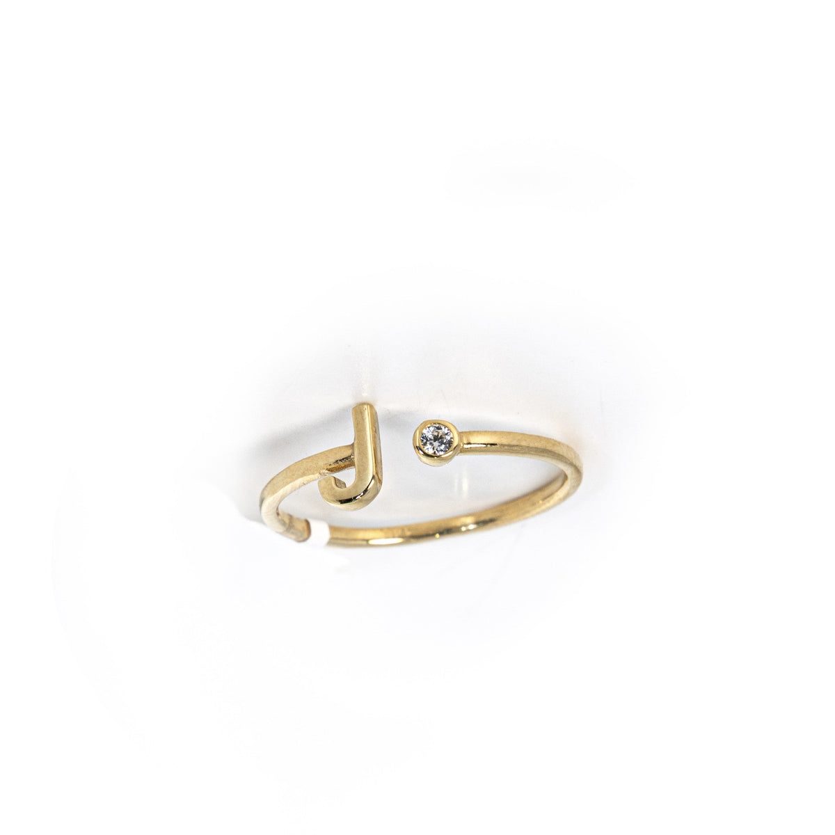 Anillo con inicial de letra
