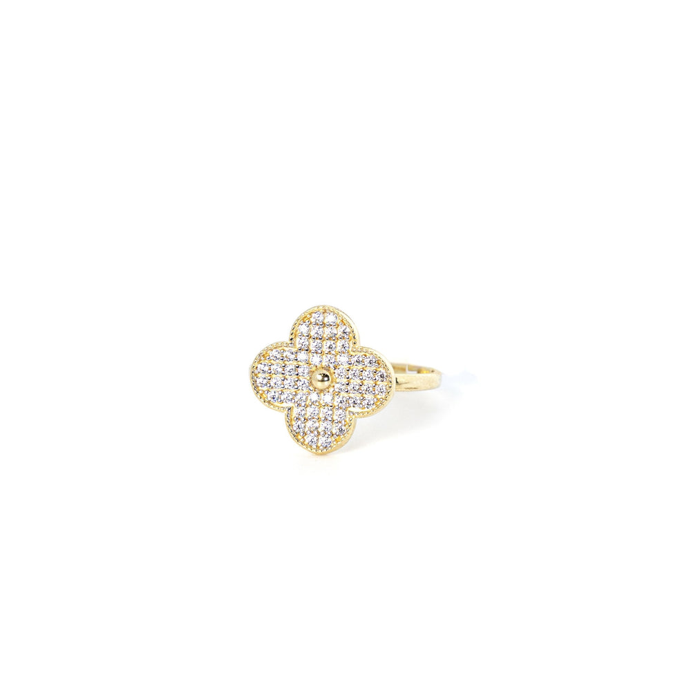 Anillo de trébol de oro con cristales pavé