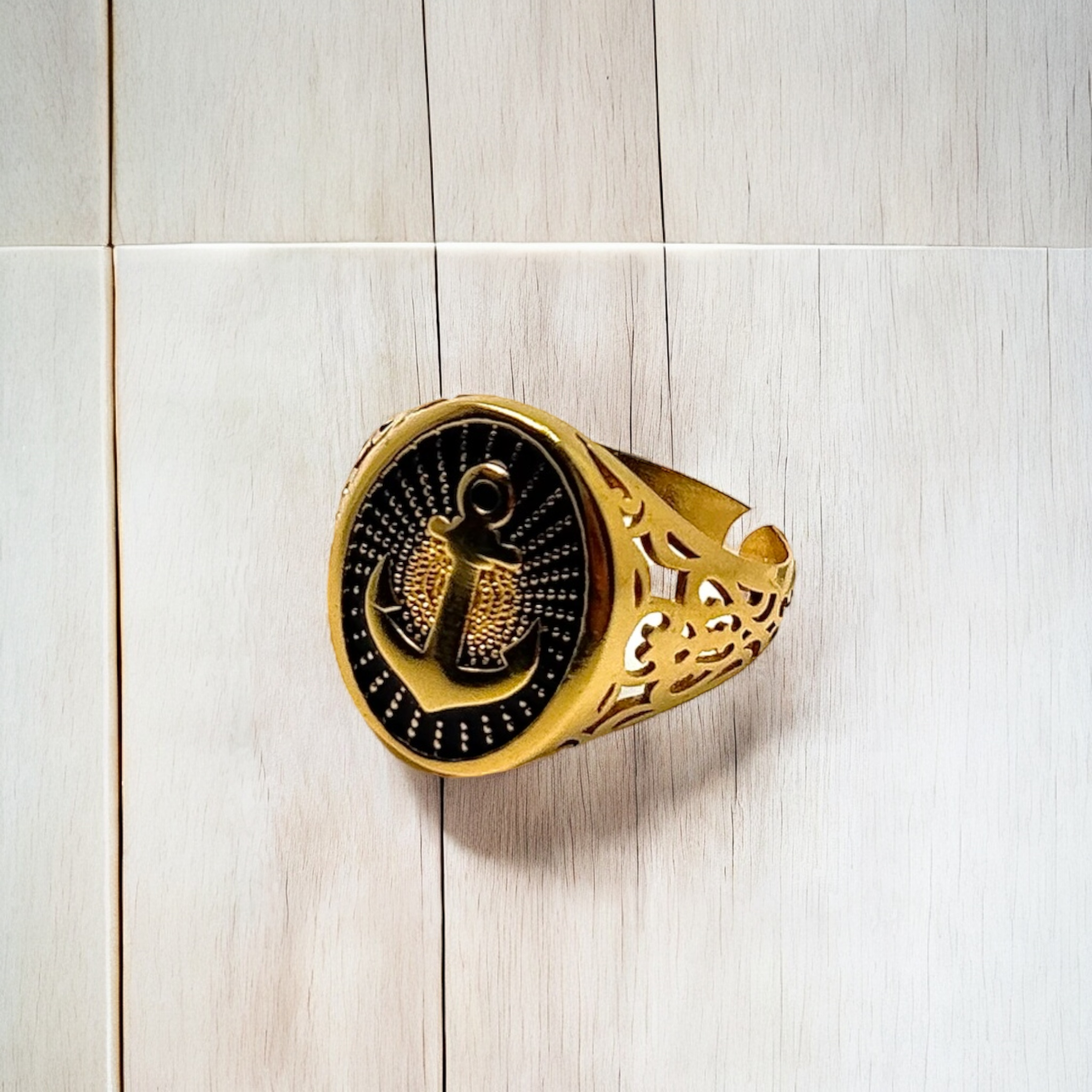 Man Ring 18K Anchor