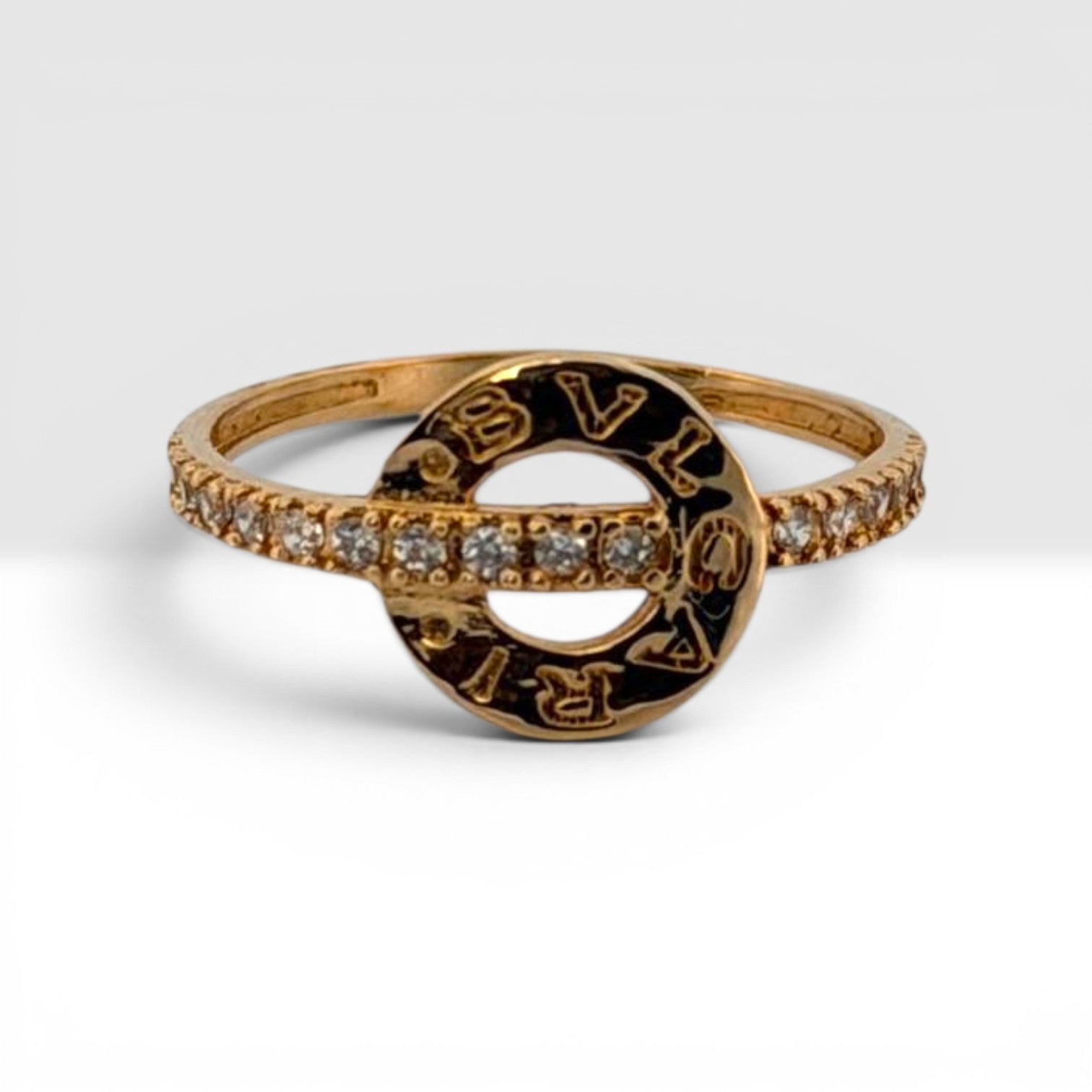 Gold Luxury Style Ring