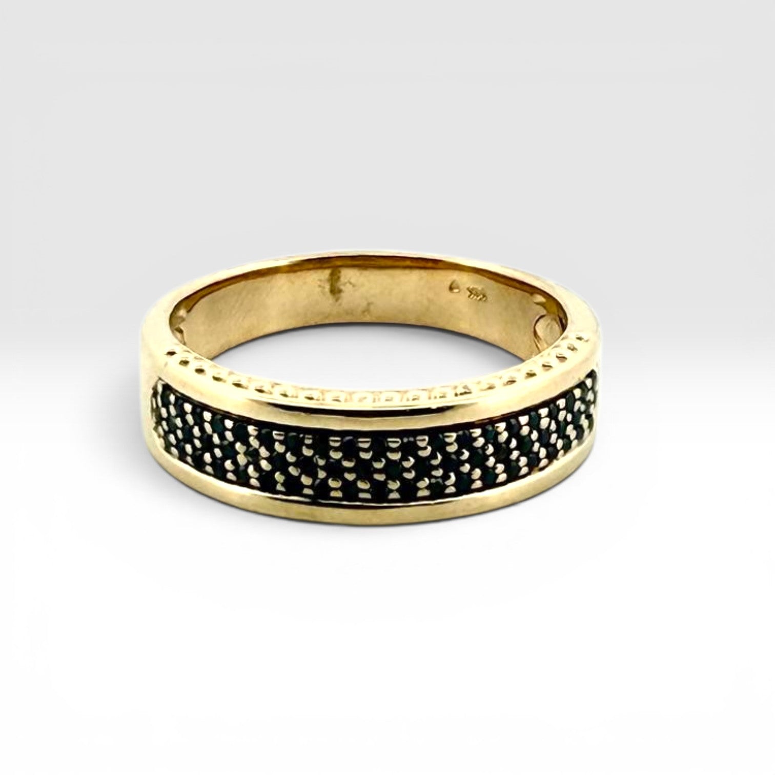 Modern Black Ring