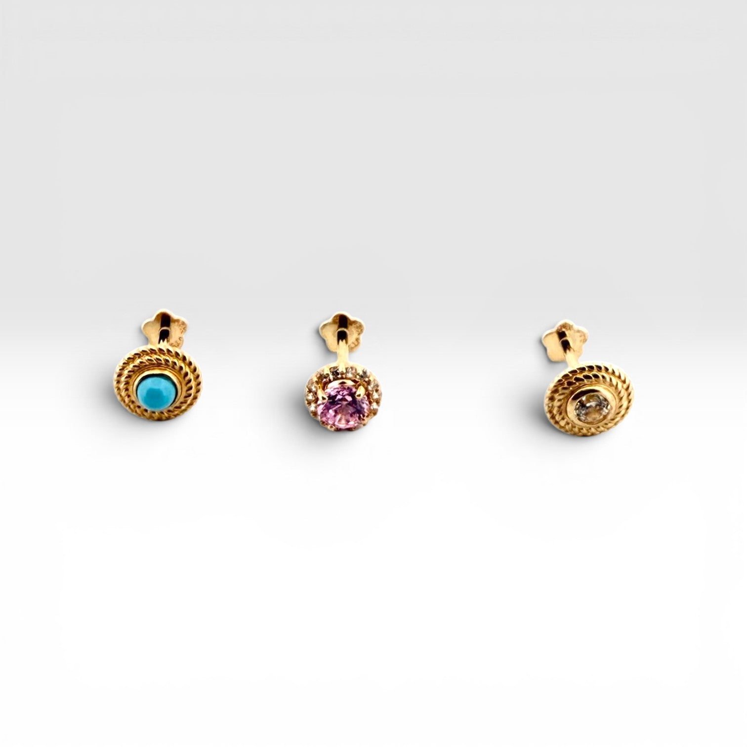 Royal Halo Cartilage Stud